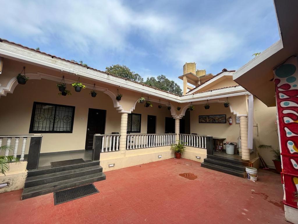 Vagator House Resort Goa Exterior foto