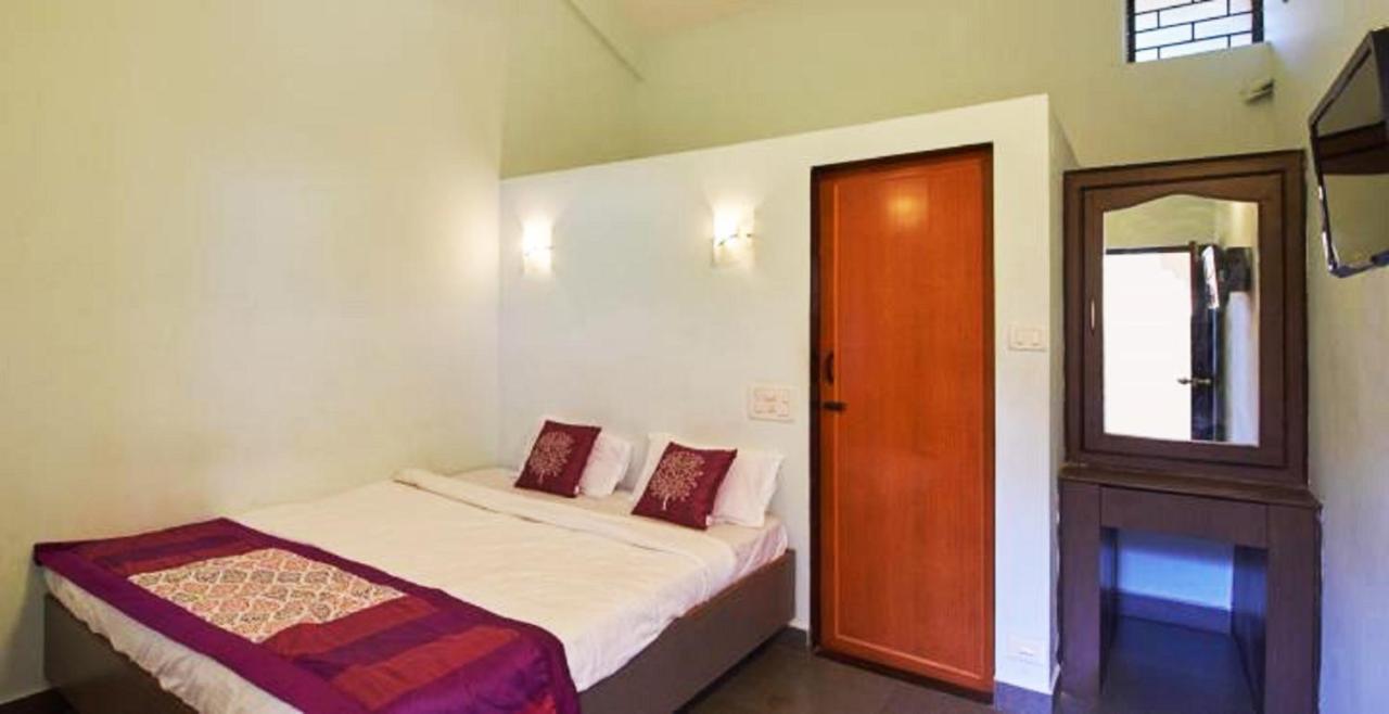 Vagator House Resort Goa Exterior foto